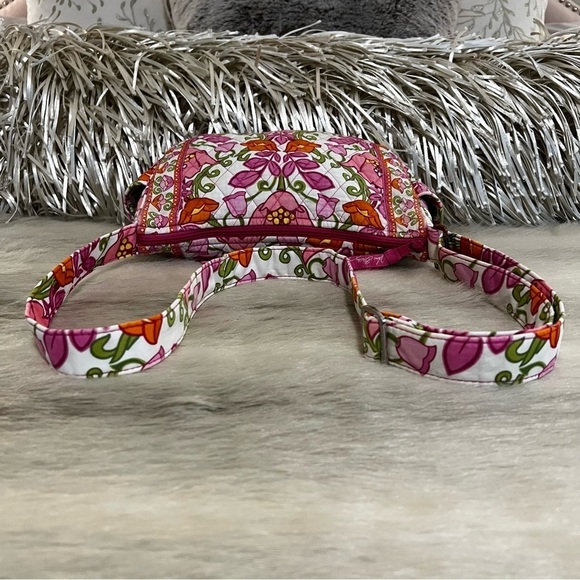 VERA BRADLEY Lilli Bell On The Go Crossbody Pink Green White Tulip Floral 2013 - Picture 11 of 16